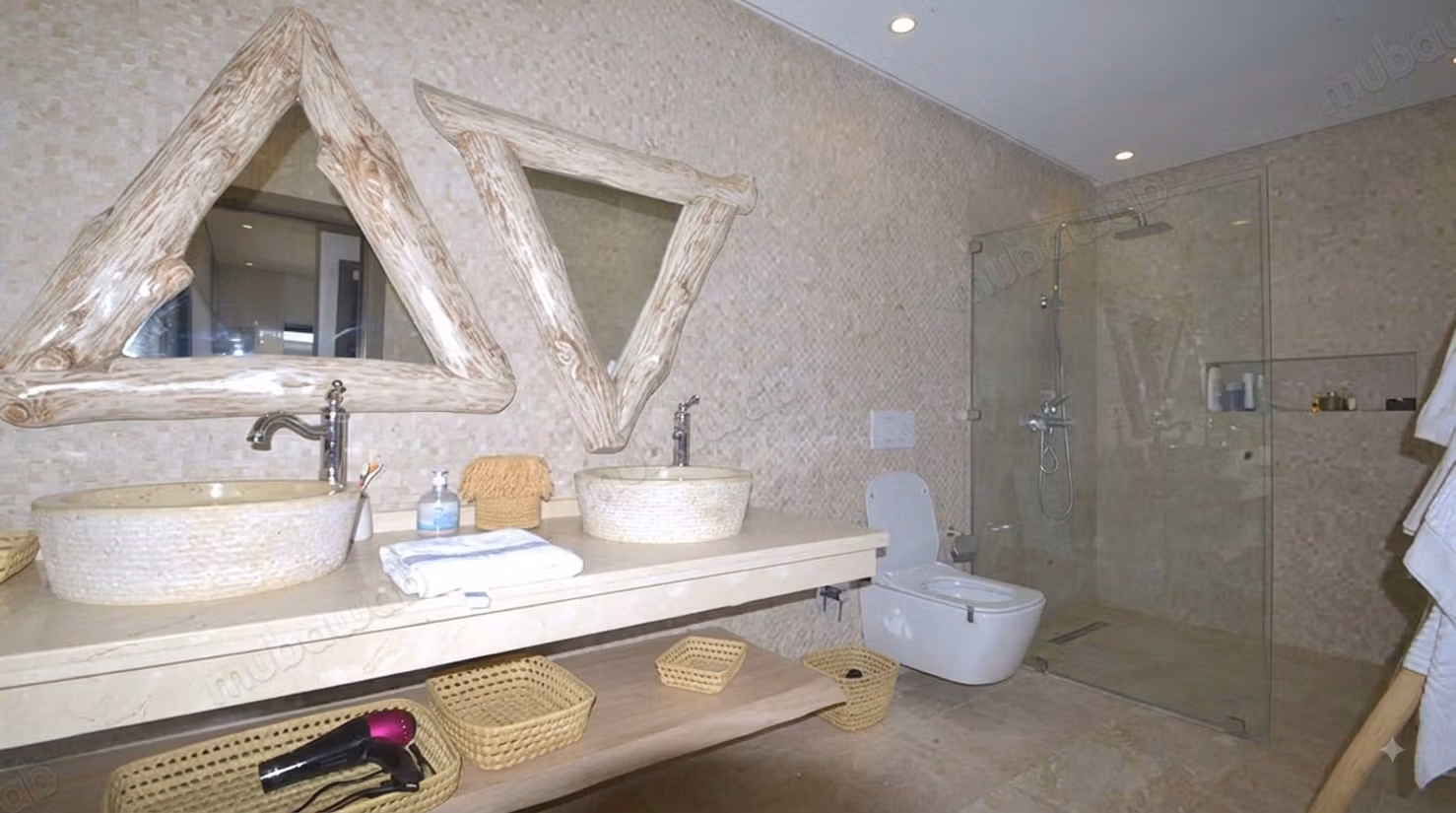 Villa moderne à louer sur la Rte de Casa