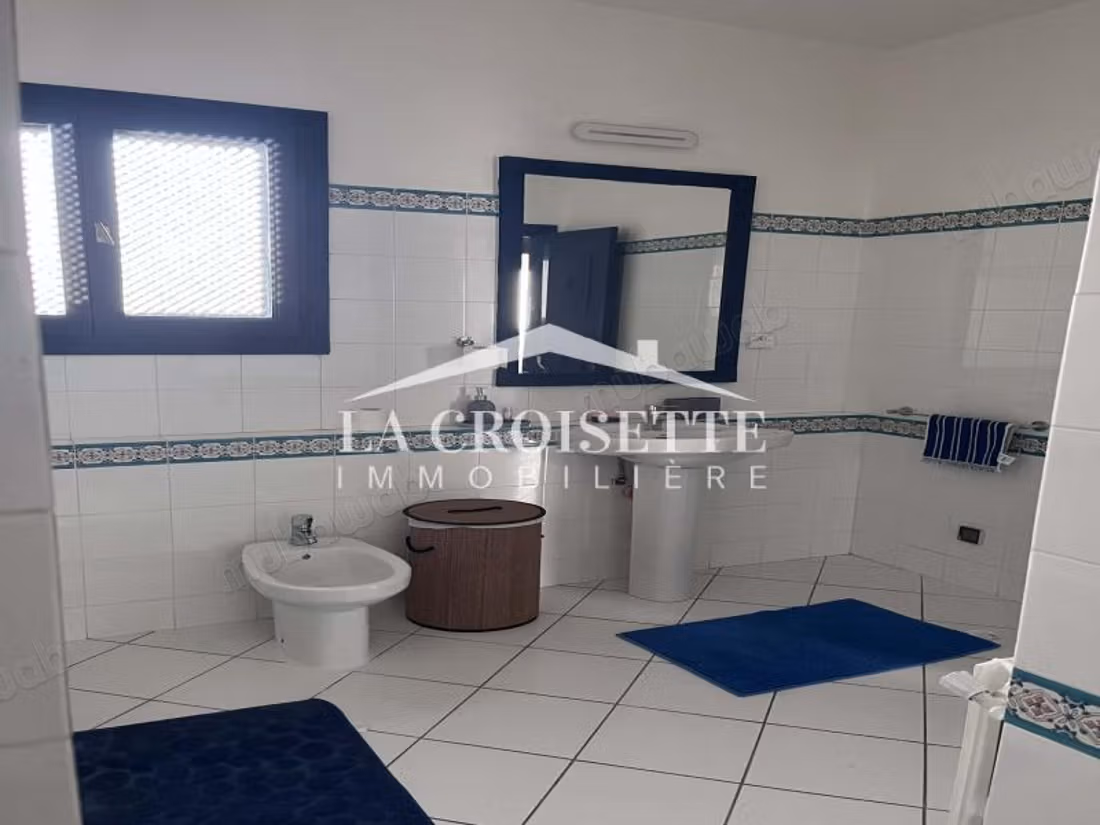 Furnished S3 duplex with garden in Gammarth