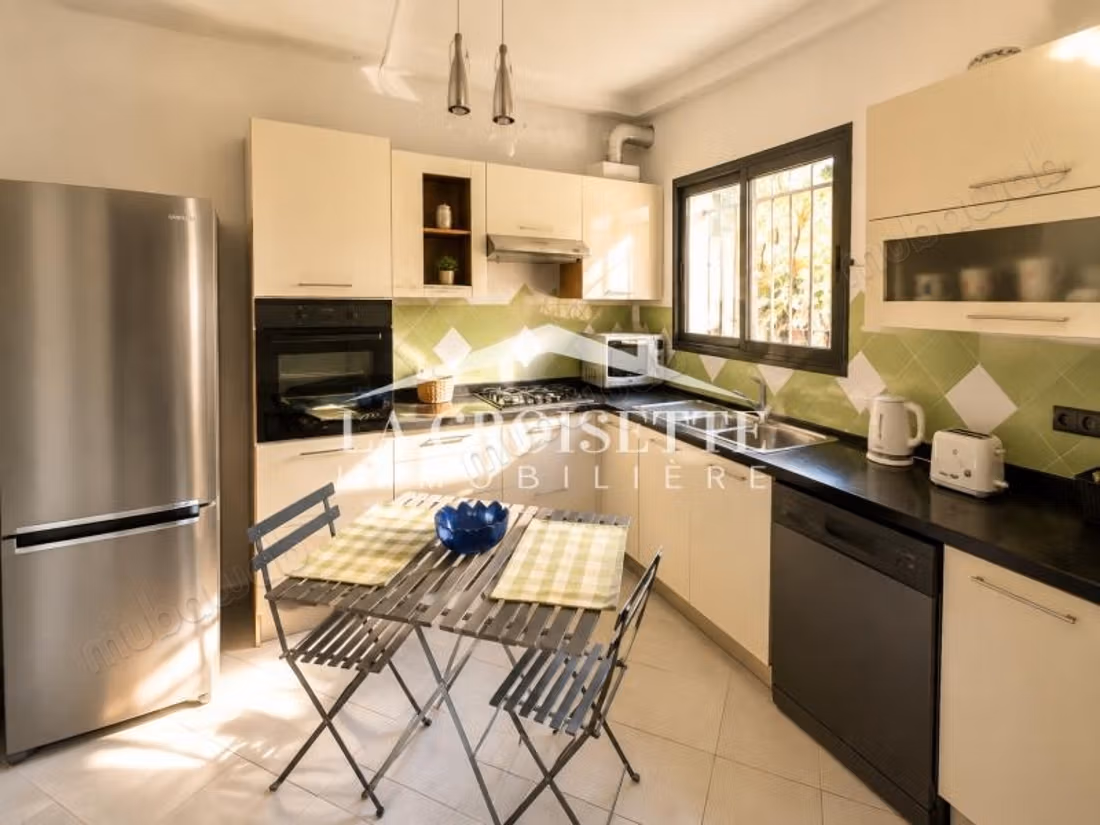 Furnished S3 duplex with garden in Gammarth
