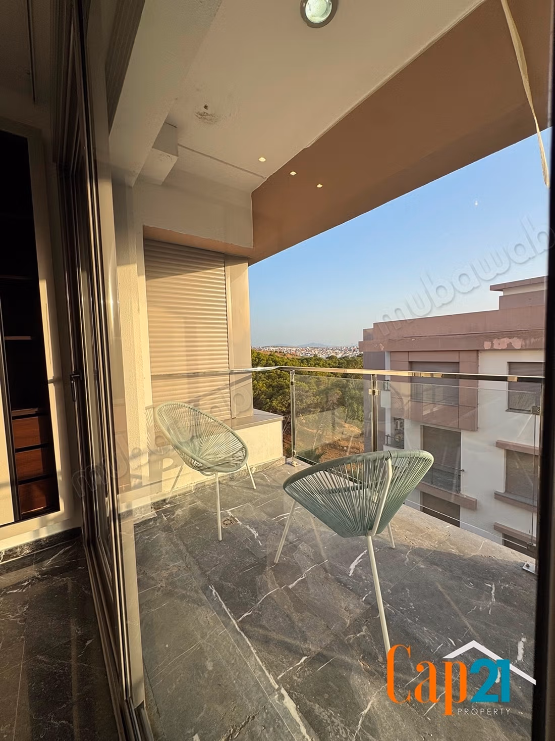 Furnished apartment with garden and pool for rent