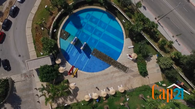 Furnished apartment with garden and pool for rent