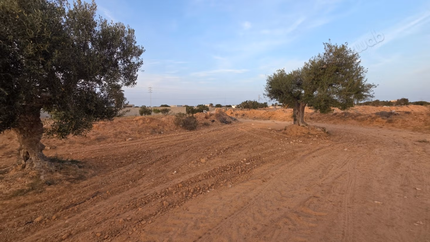 Achat de terrain à Aghir. Surface totale 1799 m²