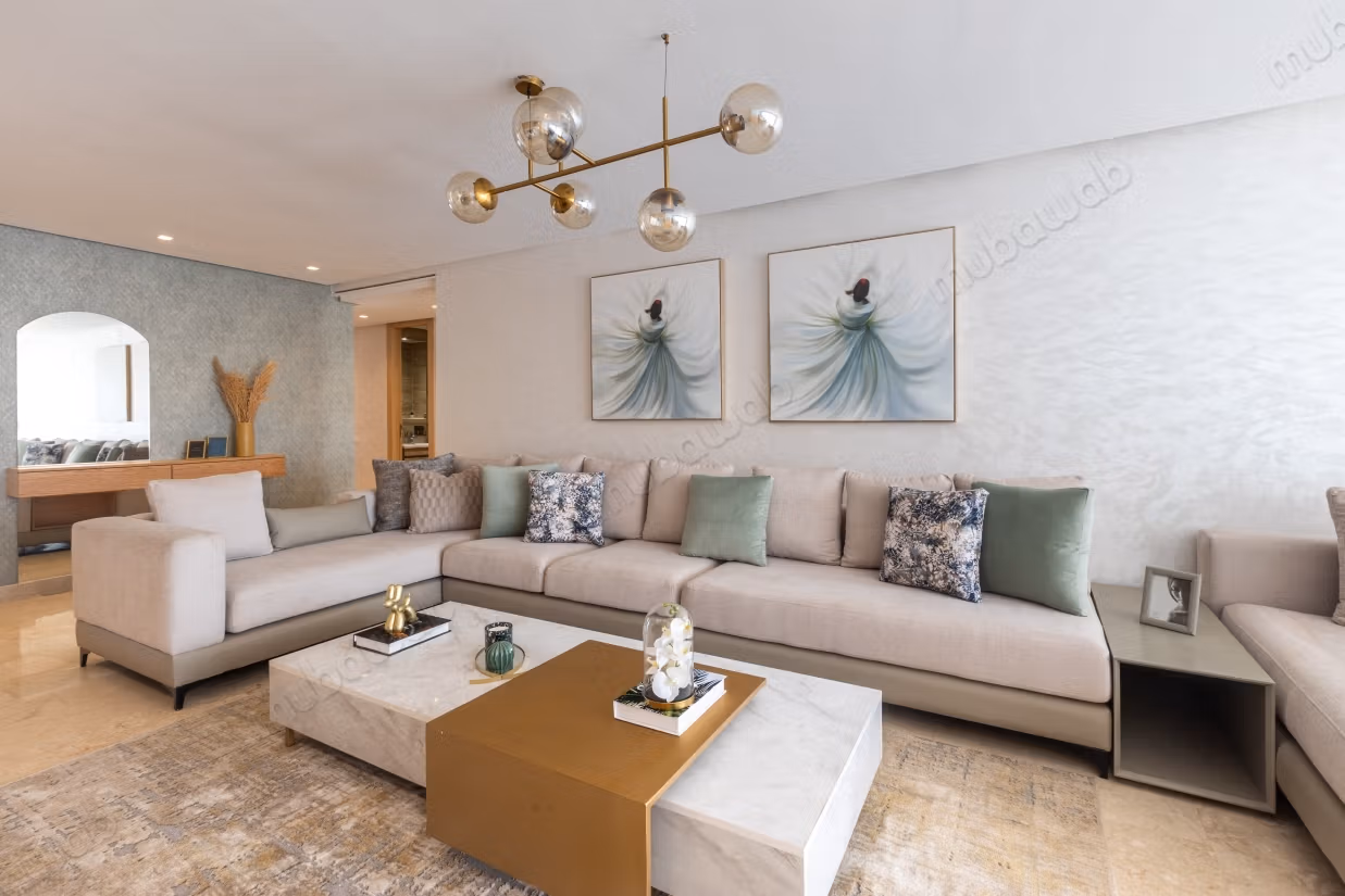 Très beau F4 à vendre à Californie. Surface totale 171 m²