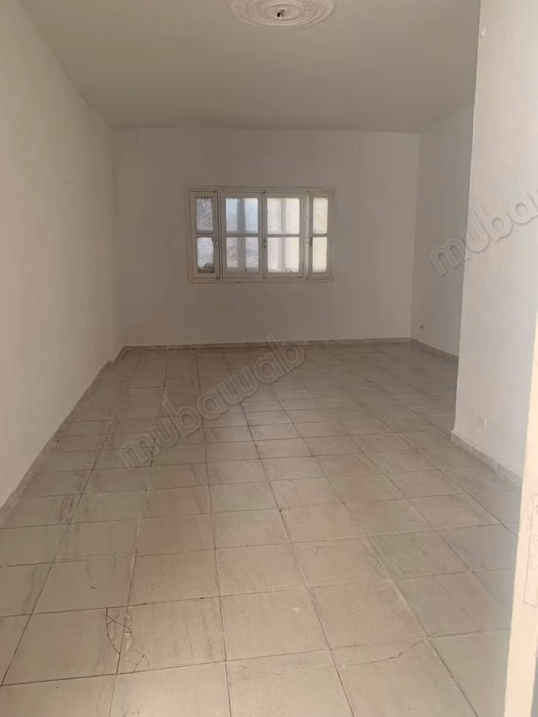 Immeuble à vendre au kram Ouest