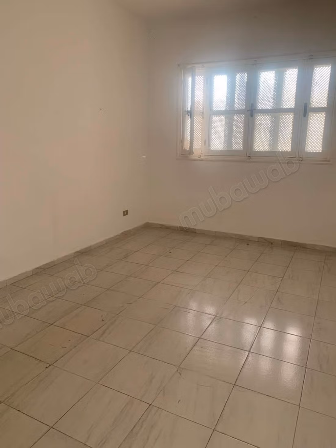 Immeuble à vendre au kram Ouest