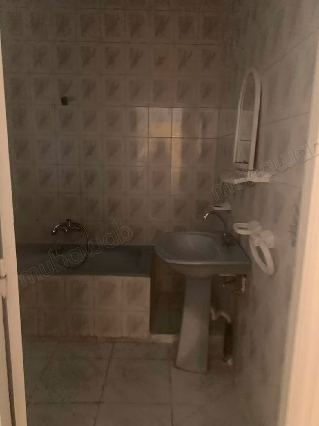 Immeuble à vendre au kram Ouest