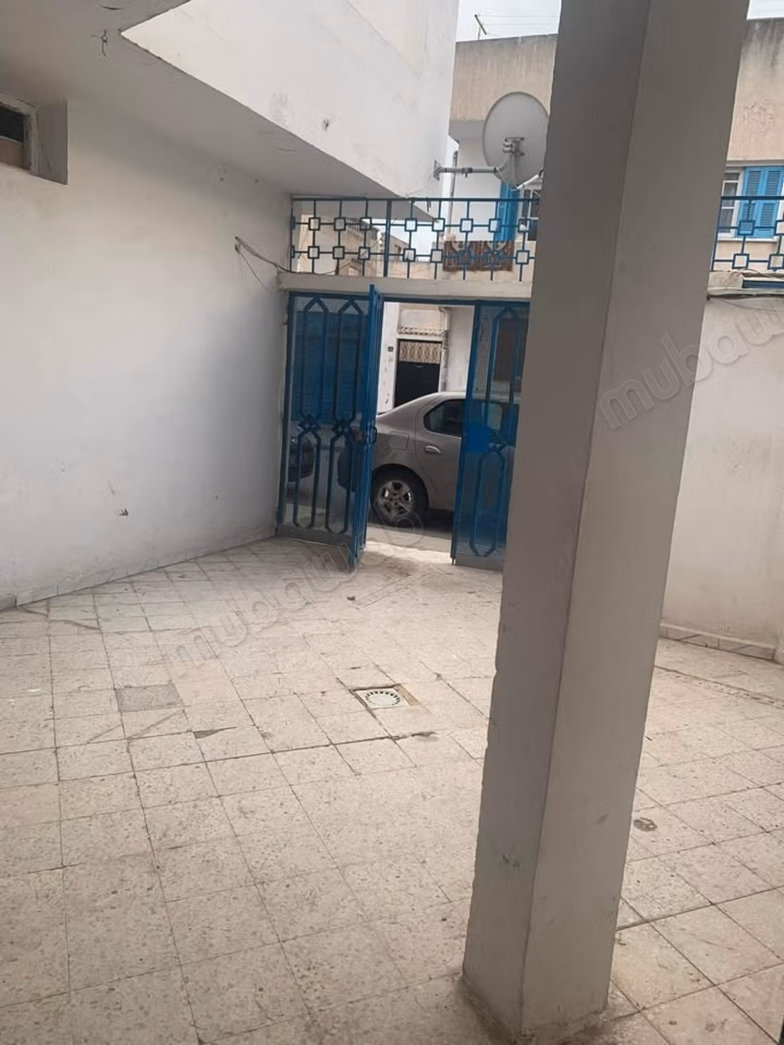 Immeuble à vendre au kram Ouest