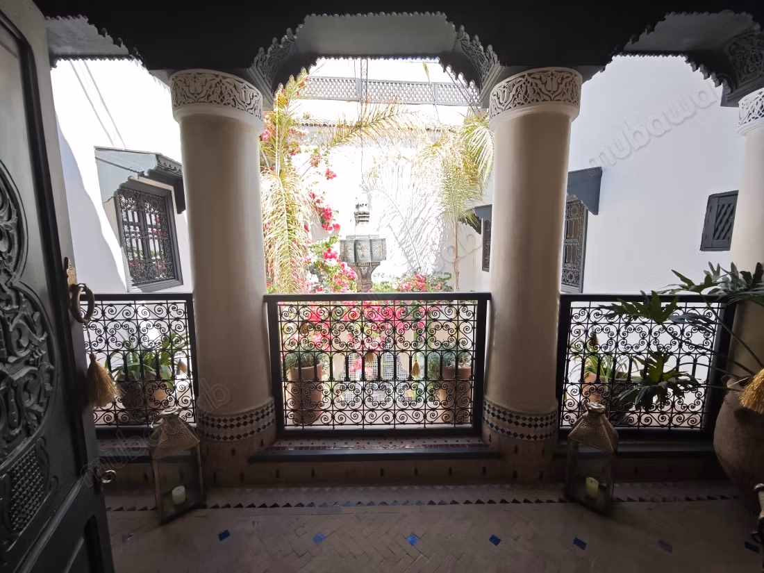 Charmant Riad authentique 114 m2/sol 
Est medina