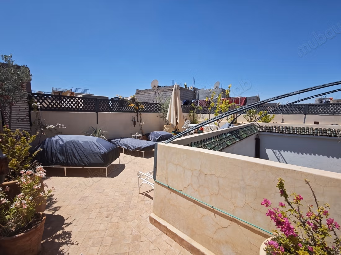 Charmant Riad authentique 114 m2/sol 
Est medina