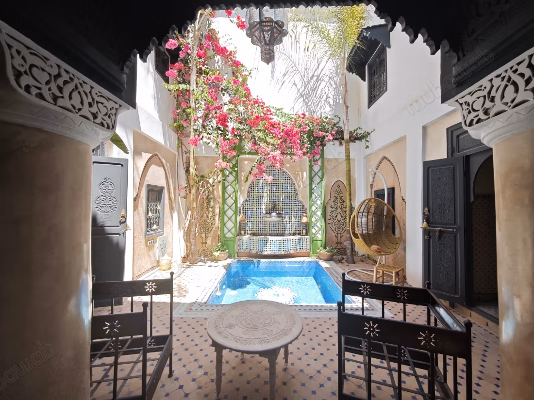Charmant Riad authentique 114 m2/sol 
Est medina