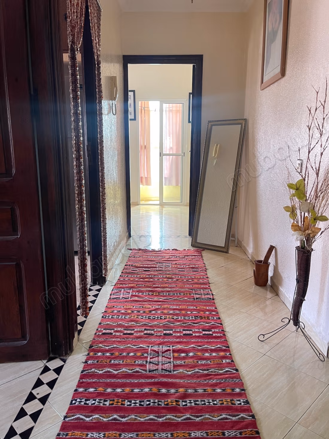 Appartamenti in affitto a Stella del Sud. 2 stanze. Porta robusta, residenza sicura
