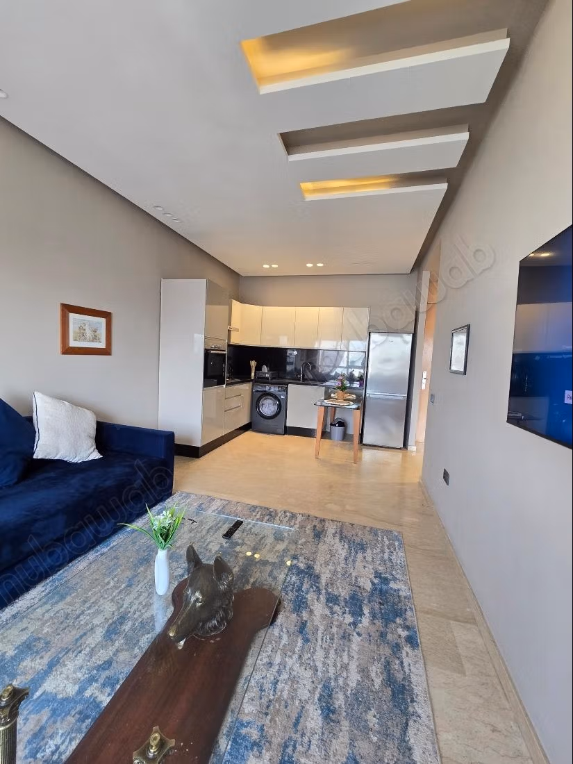 Magnifique grand studio a louer quartier palmier