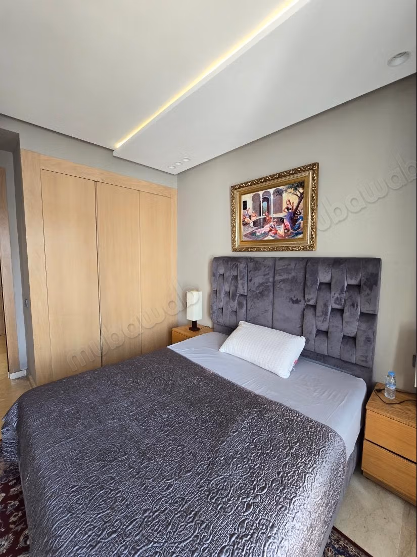 Magnifique grand studio a louer quartier palmier