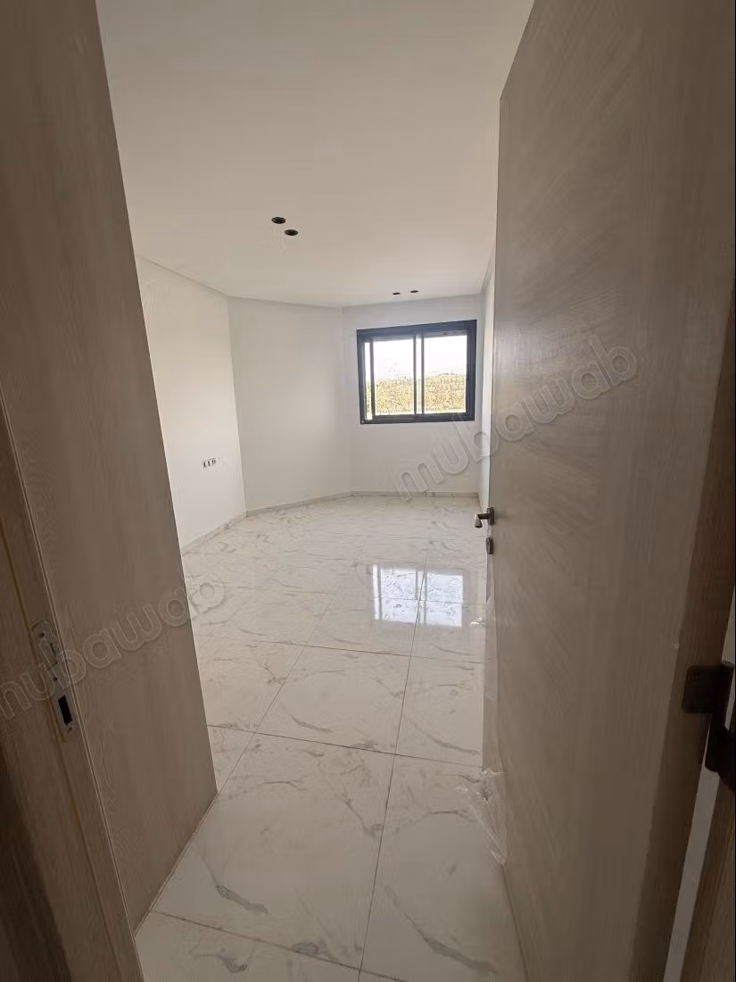 Apartment on the subsidized Busway road