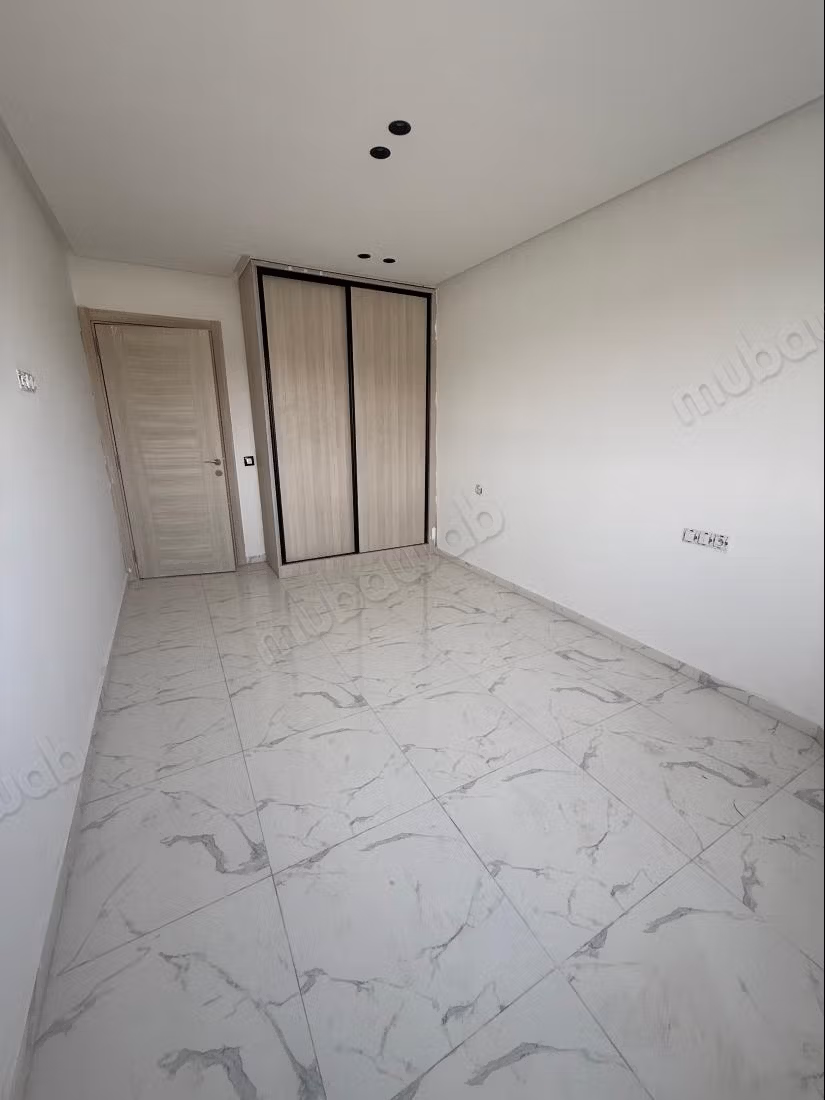 Apartment on the subsidized Busway road