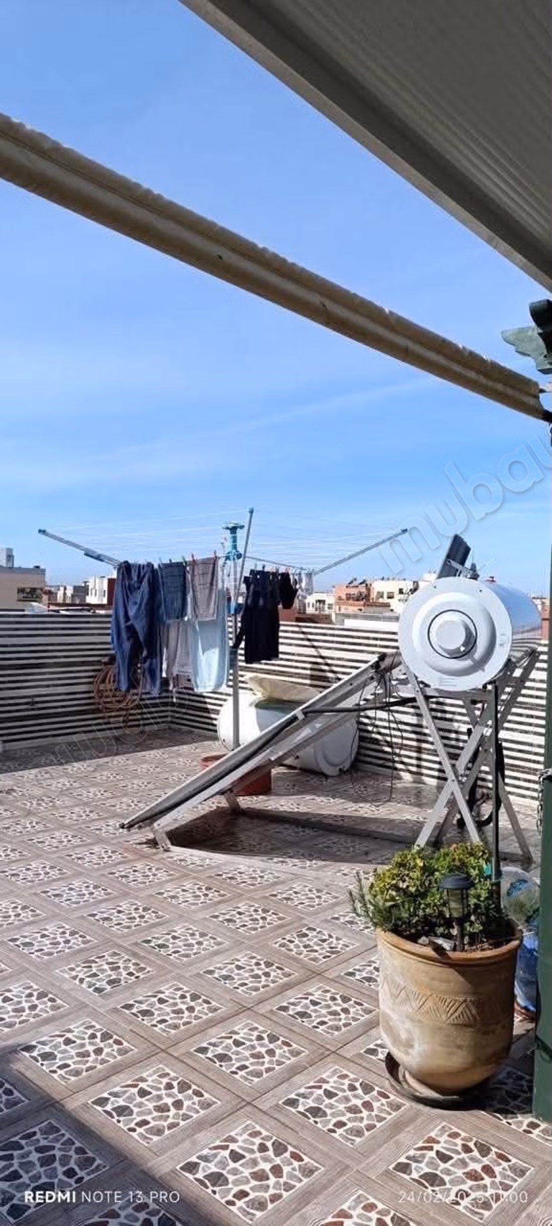 Bella casa in vendita a Al-Filin. 4 stanze. Arredato