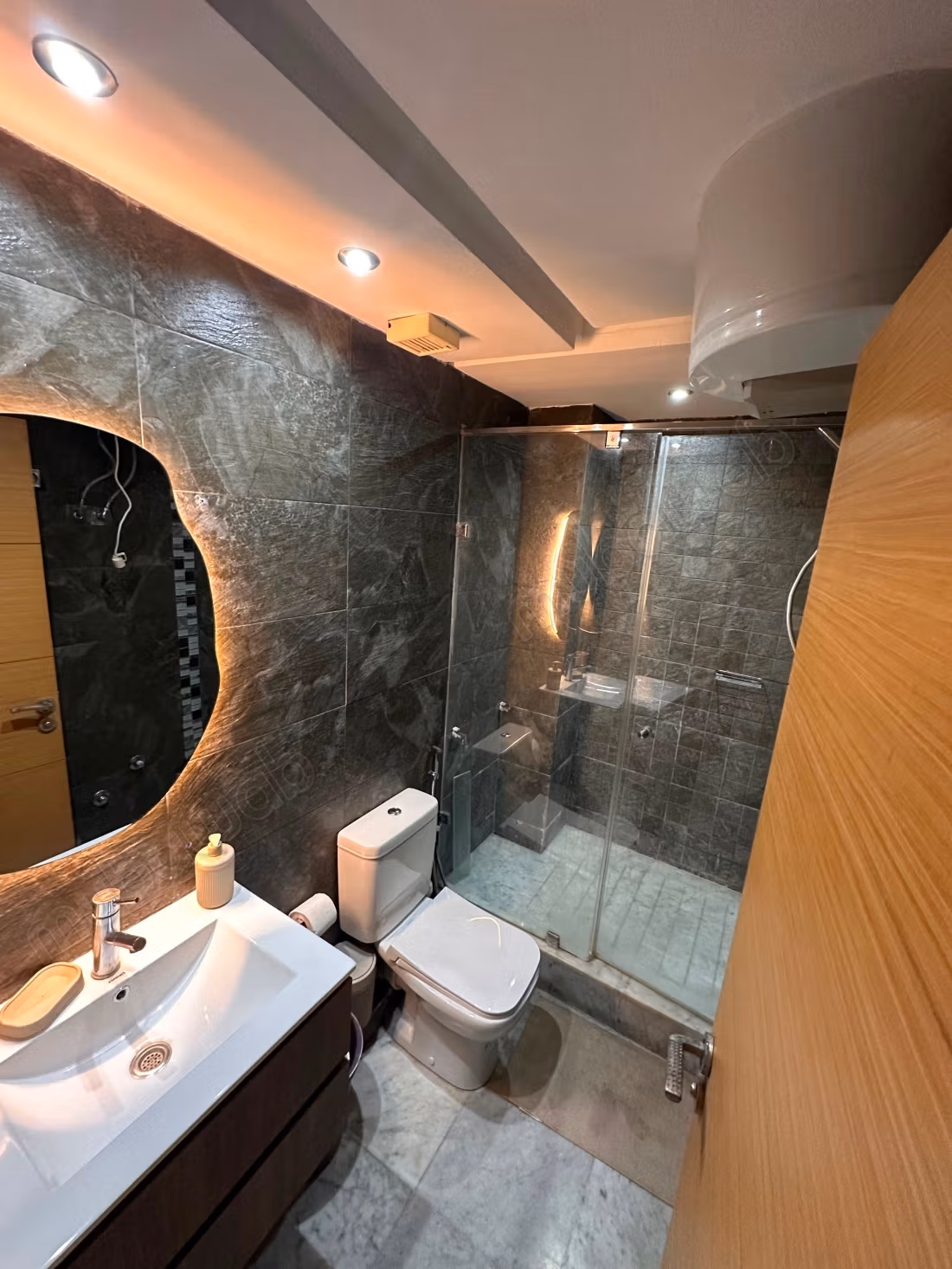 Studio arredato di lusso a Gauthier Maarif Roudani