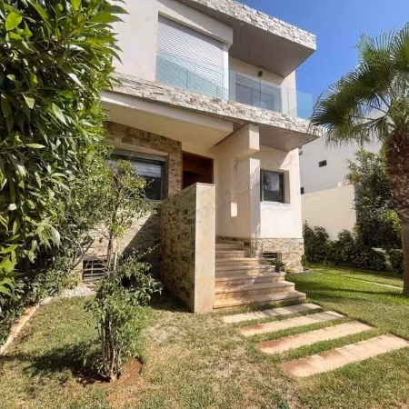 Villa à Vendre de 285.0 m² à Dar Bouazza,
Tamaris2