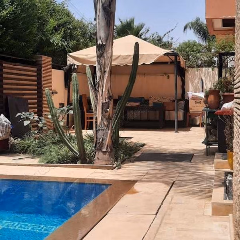 Villa Te Koop van 416,0 m² in Marrakech, Wijk De Palmen