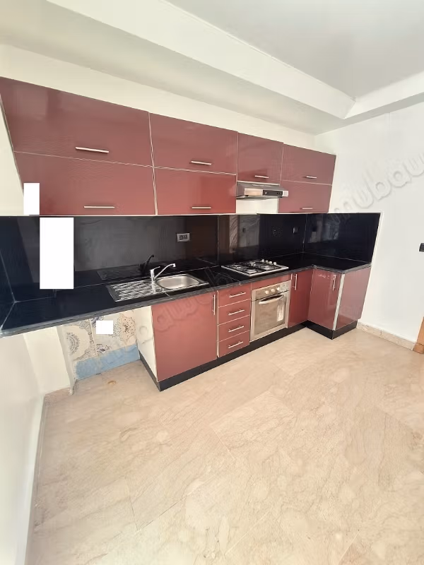 Appartamento con 3 Camere e salotto in affitto a Princesses