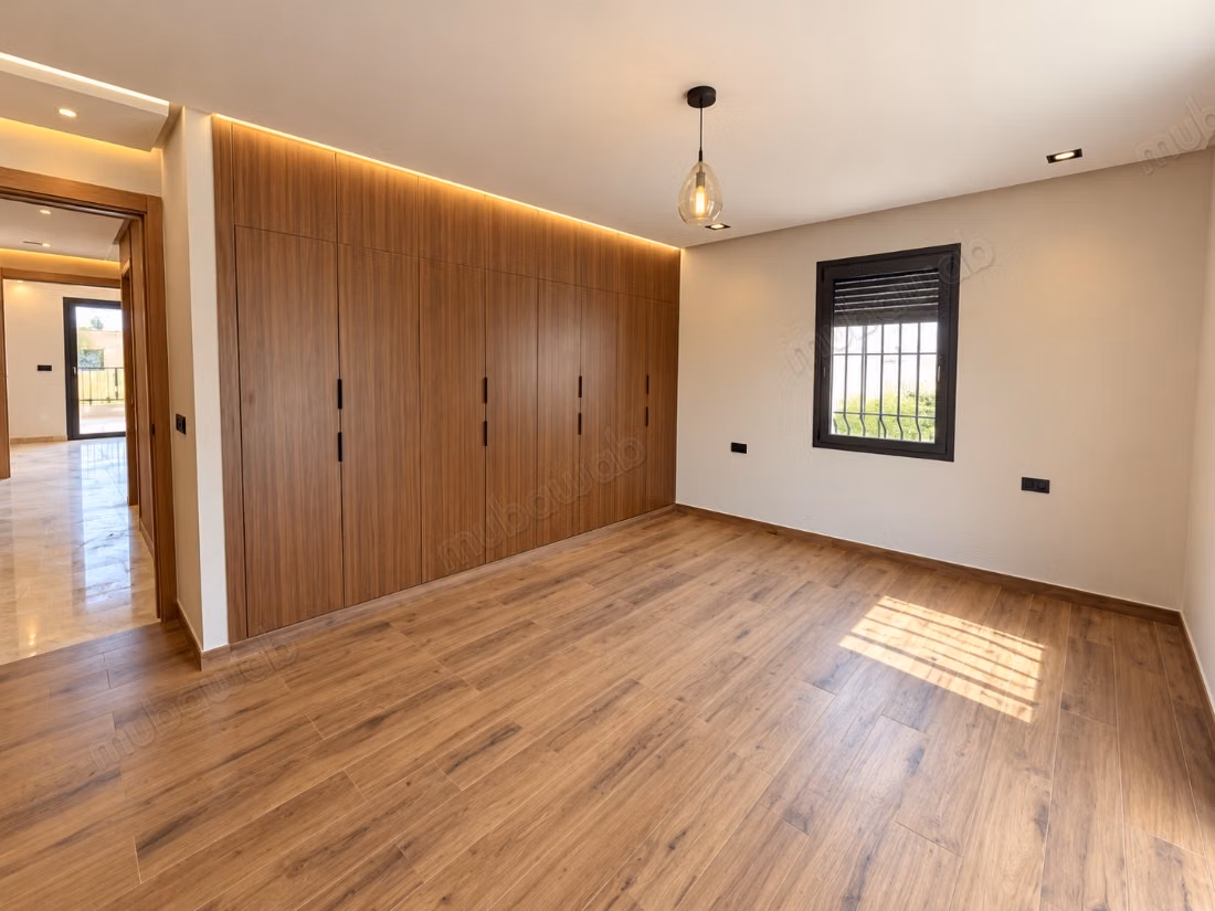 Villa renovada en alquiler – Hay Riad, Rabat