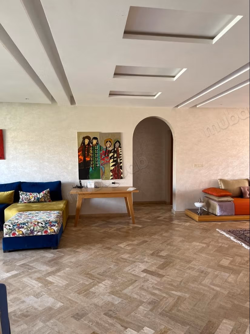 Très belle villa sur une ferme de 8507M2