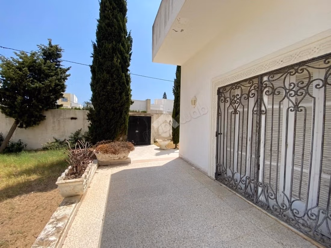 Villa indipendente in affitto