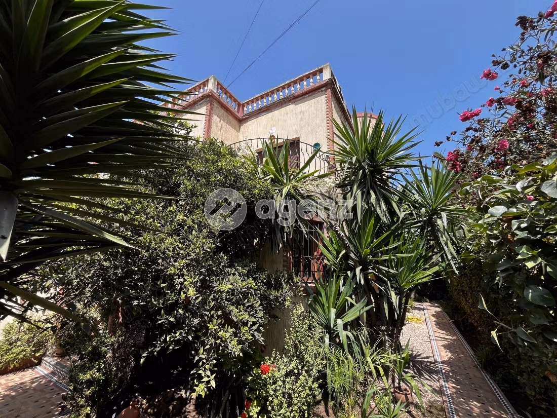 Villa in vendita 517 m², 5 camere Aïn Sebaâ Casablanca