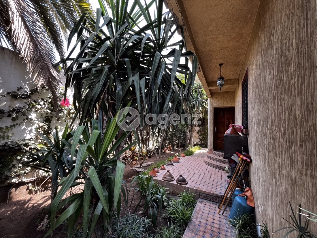 Villa in vendita 517 m², 5 camere Aïn Sebaâ Casablanca