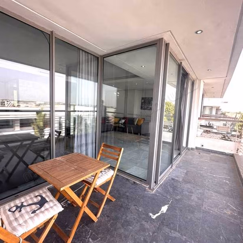 Appartamento in Affitto di 179.0 m² a Bouskoura, Città Verde