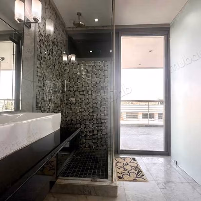 Appartamento in Affitto di 179.0 m² a Bouskoura, Città Verde