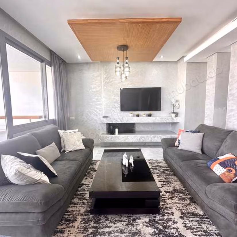 Appartamento in Affitto di 179.0 m² a Bouskoura, Città Verde