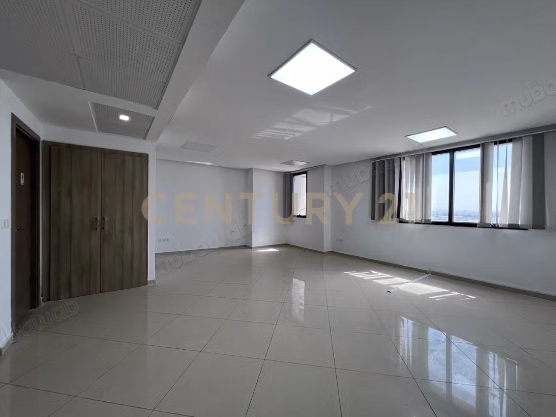 For rent open space office in the northern urban center