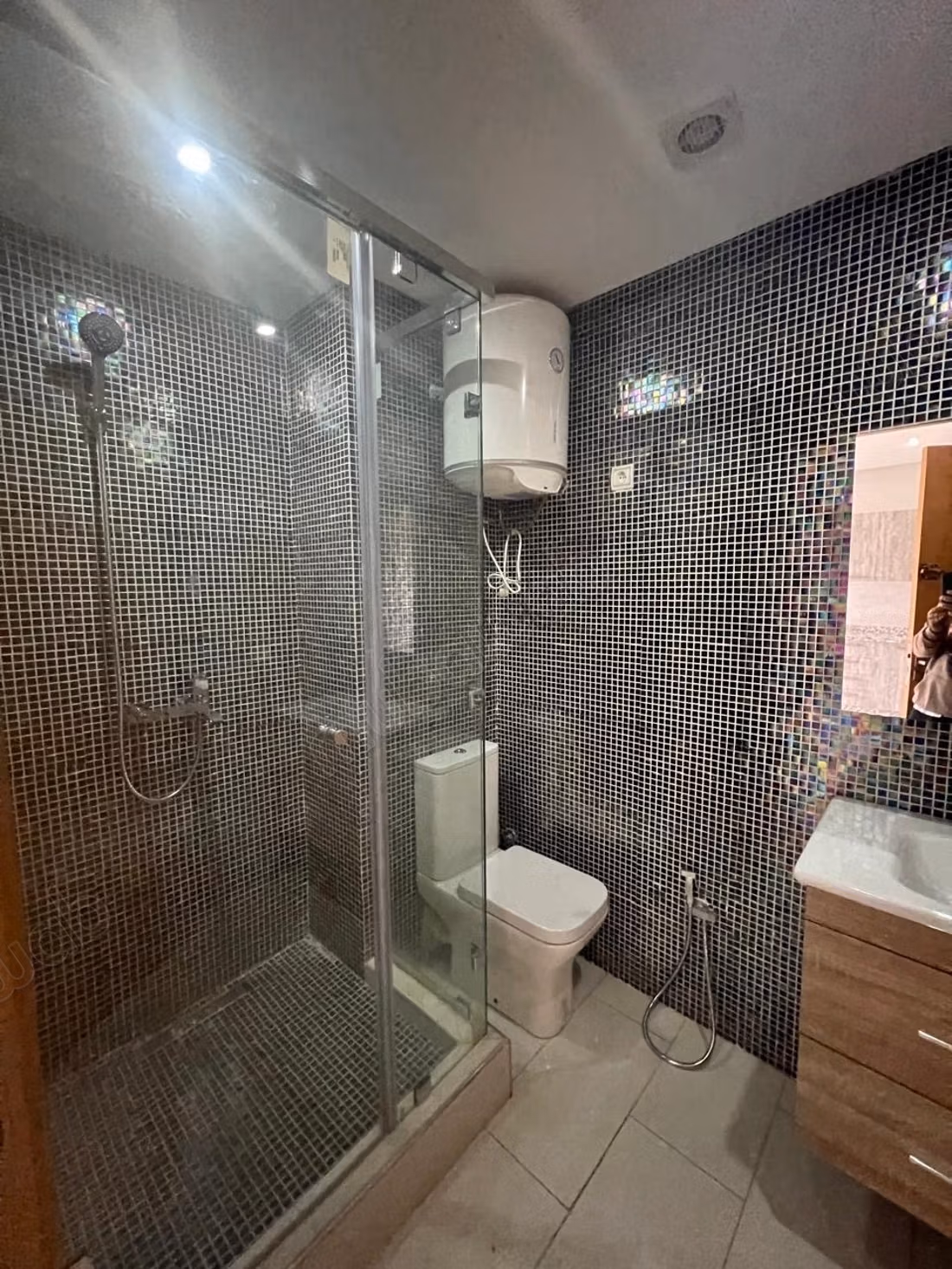Nice 1 bedroom empty apartment in Semlalia