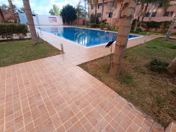 Bel appartement à piscine à Gueliz MARRAKECH