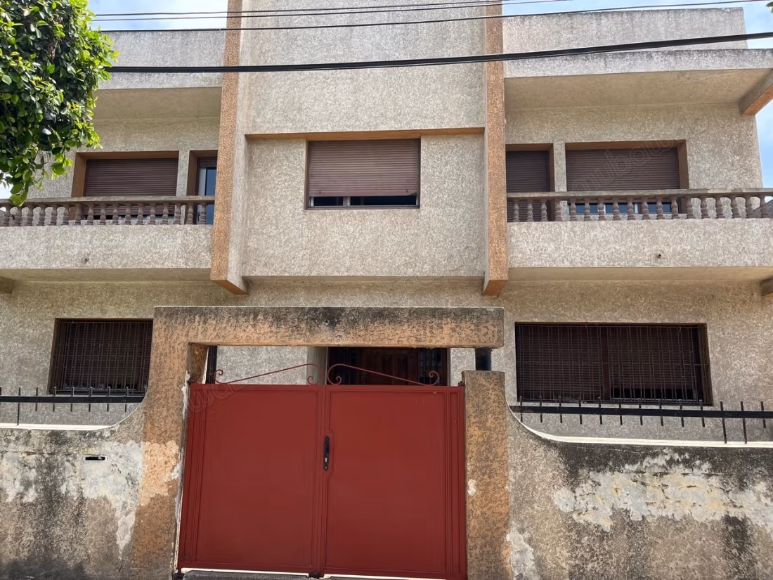 À vendre – villa d’exception à emplacement stratégique