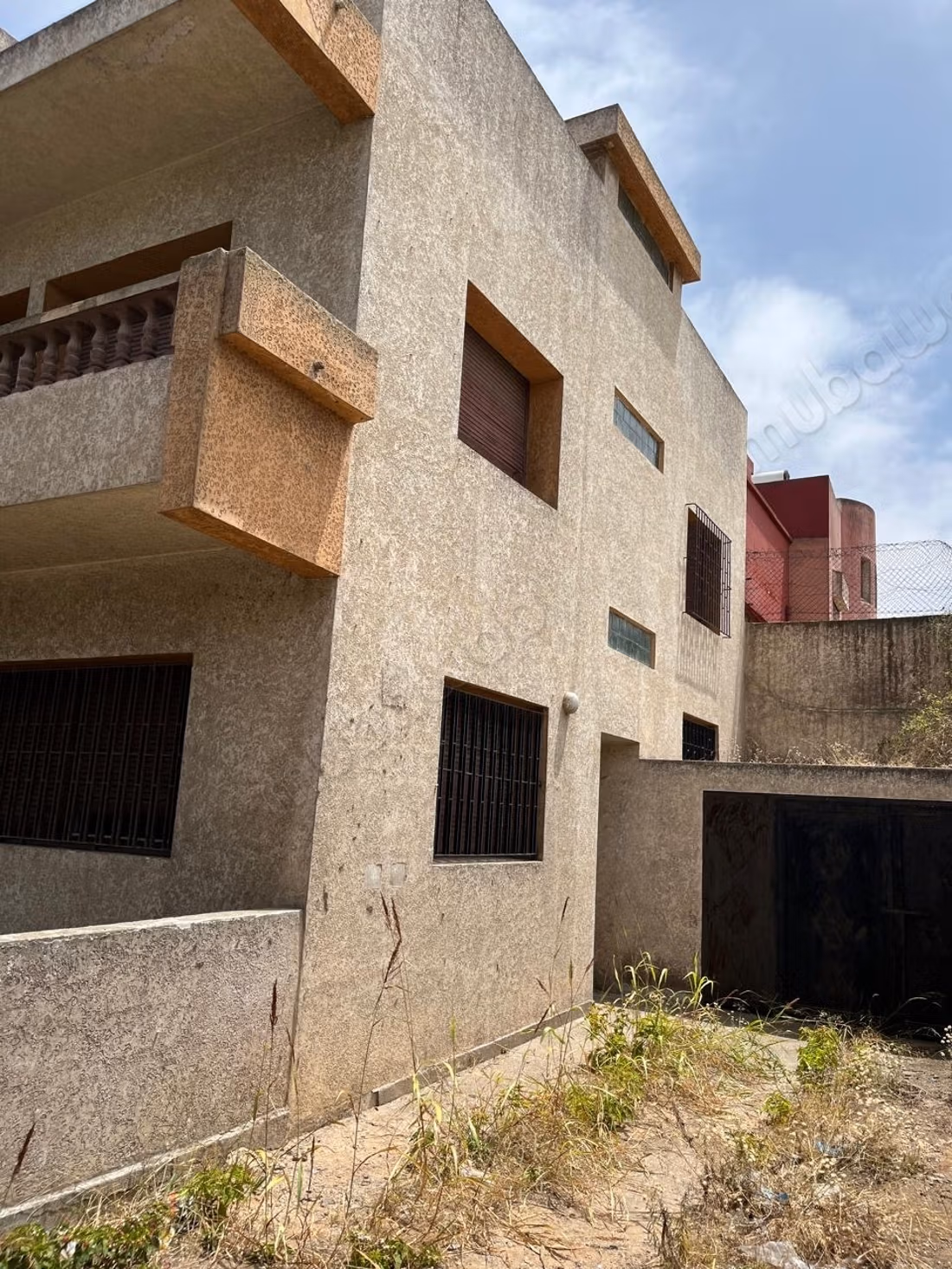 À vendre – villa d’exception à emplacement stratégique