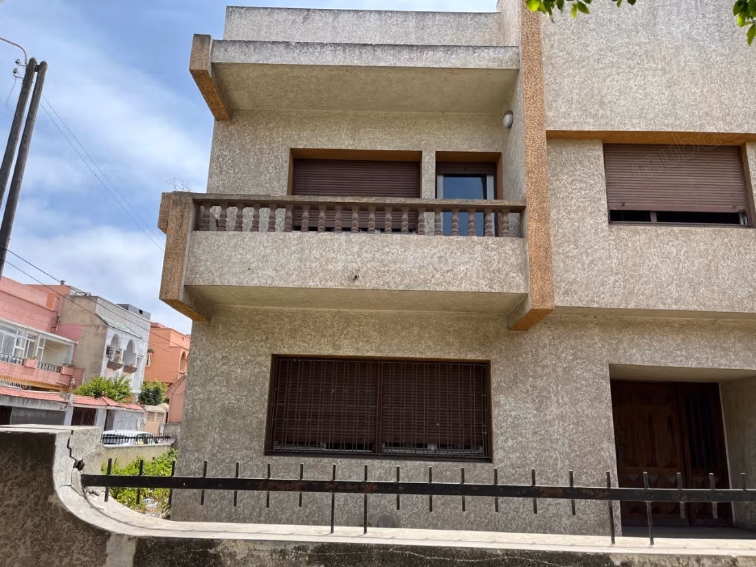 À vendre – villa d’exception à emplacement stratégique