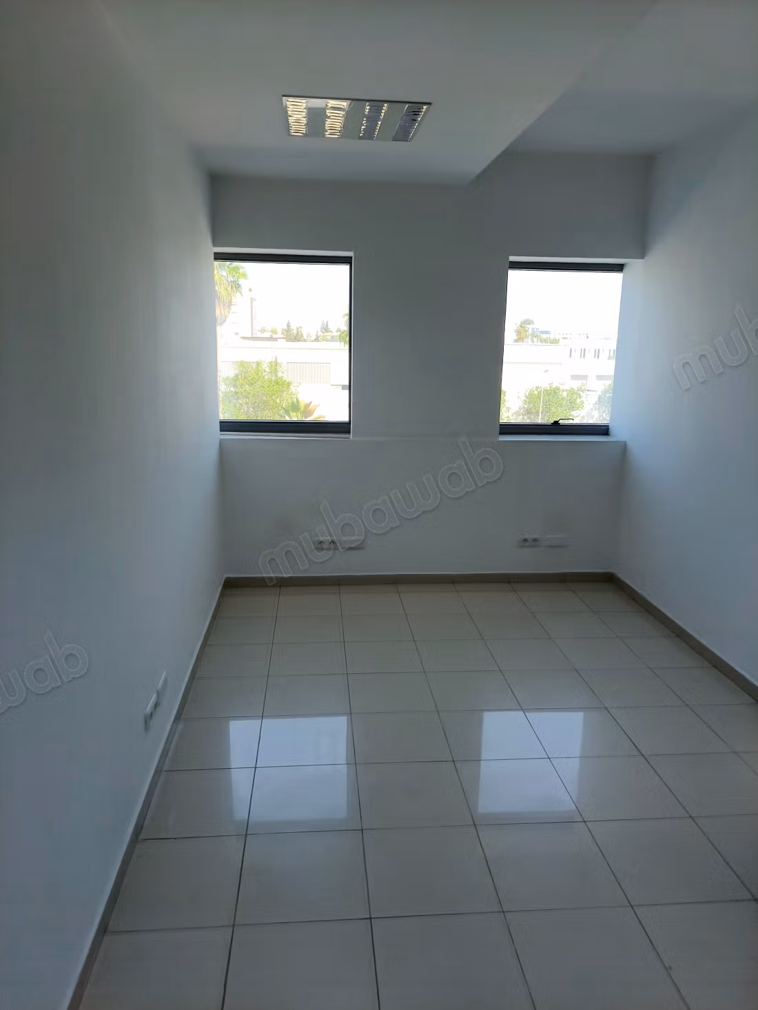 Office H2 for rent – Ariana, National Route 8