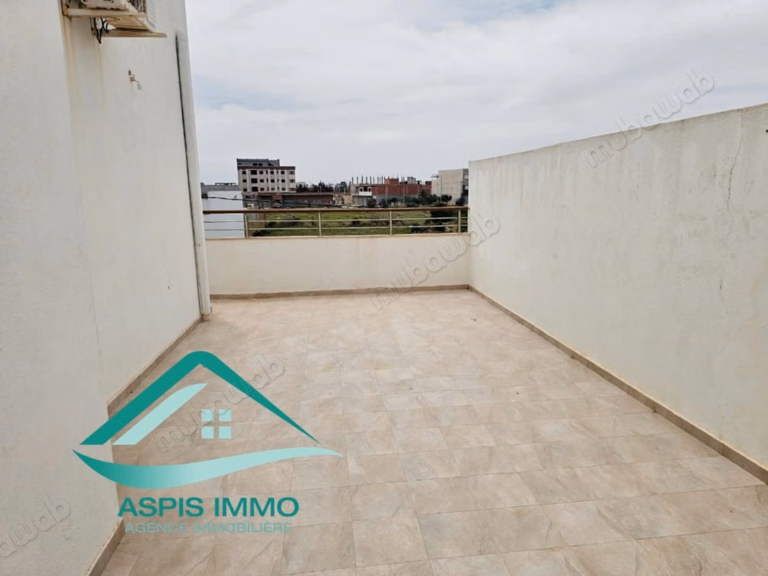 Maison 300 m² à Kelibia