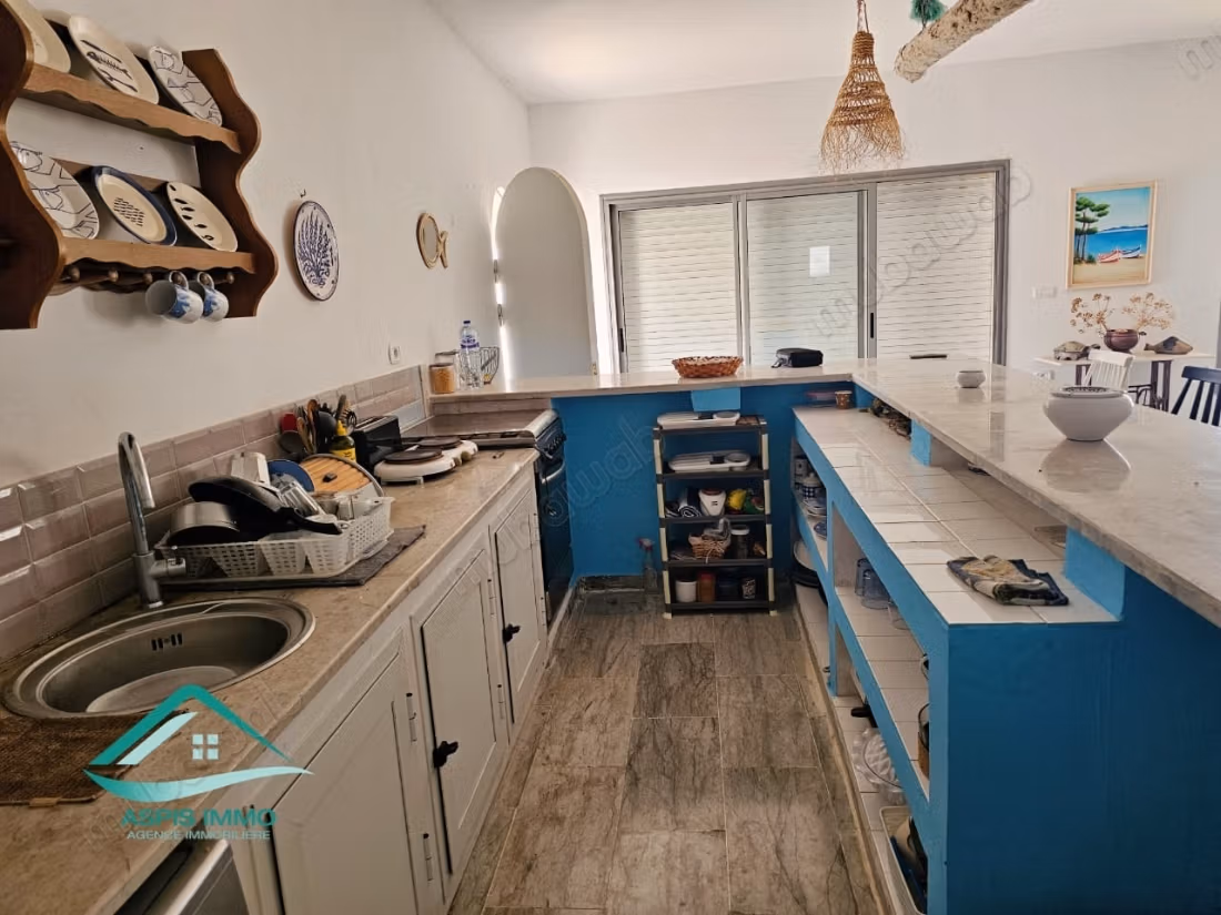 Maison 200 m² pieds dans l’eau plage Sidi Daoued