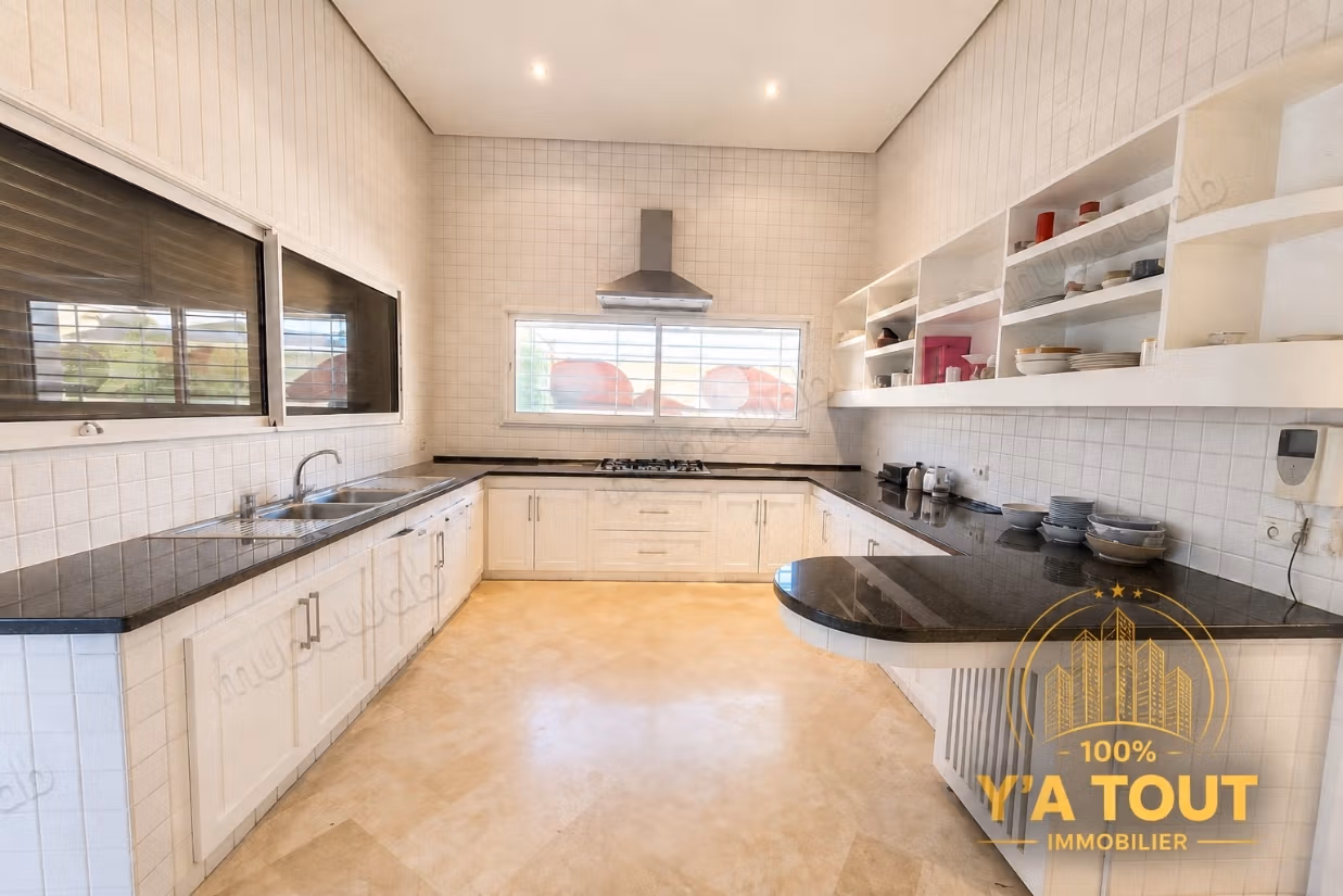 Gemeubileerde villa te huur - Souissi, Rabat