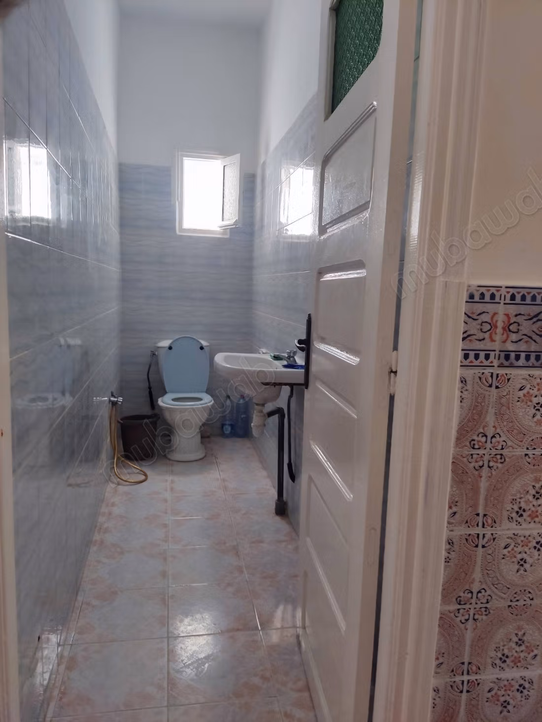 Vendita villa di lusso a Raoued Centre. 3 camere da letto. Bella terrazza e giardino.