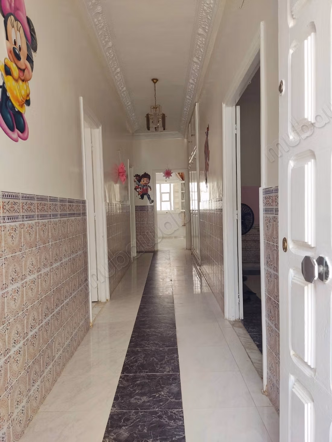 Vendita villa di lusso a Raoued Centre. 3 camere da letto. Bella terrazza e giardino.
