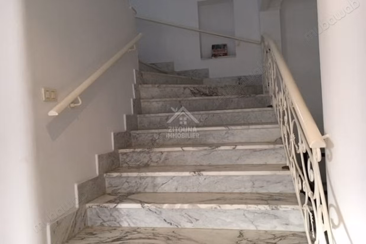 A louer une villa avec vue sur mer à Carthage Dermech