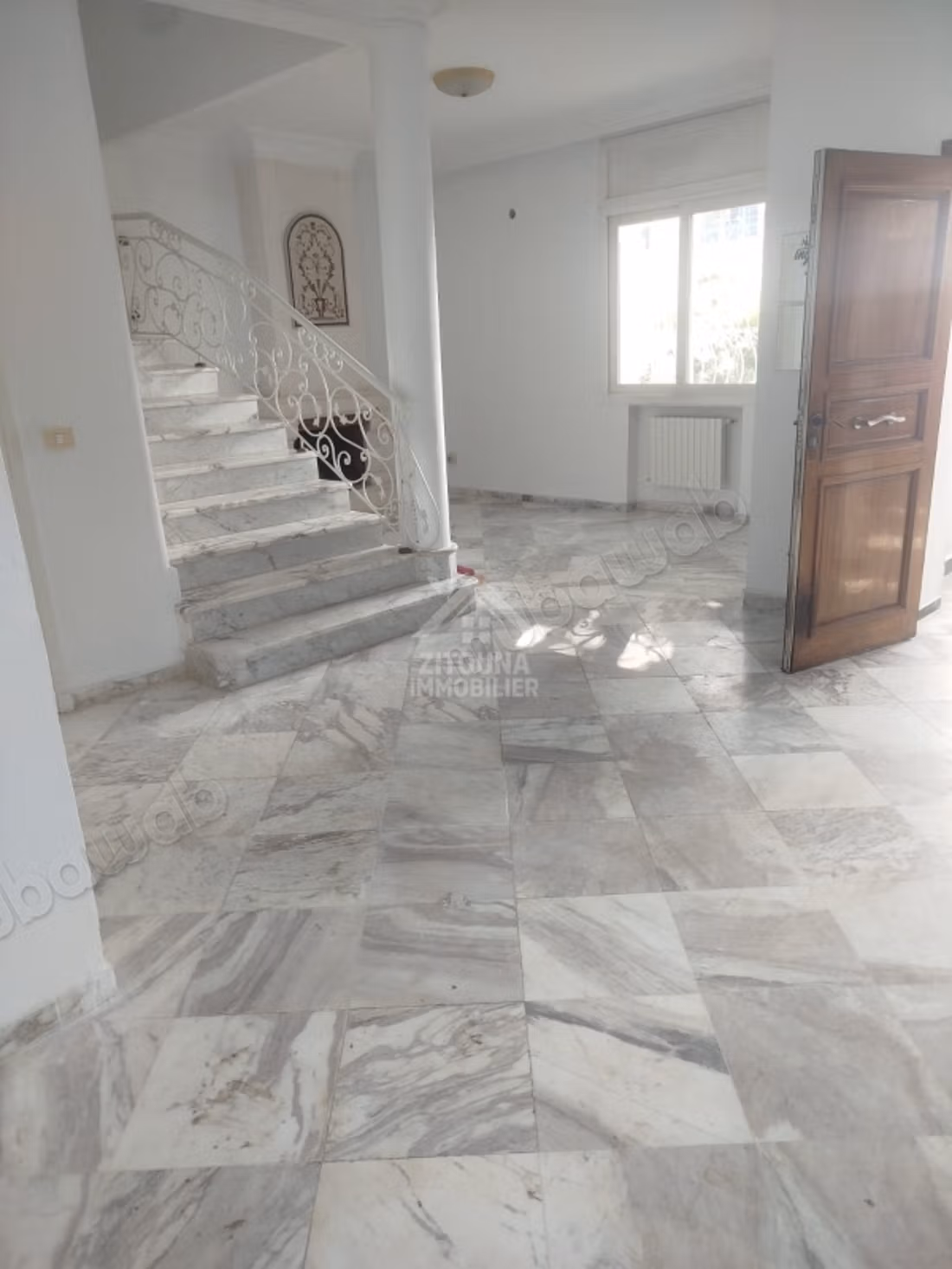 A louer une villa avec vue sur mer à Carthage Dermech