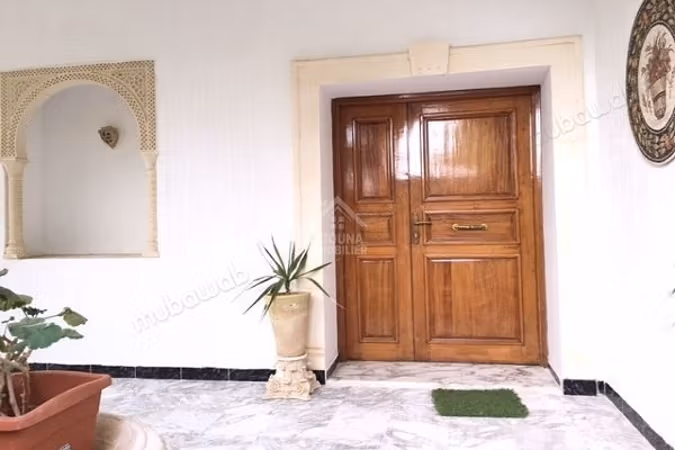 A louer une villa avec vue sur mer à Carthage Dermech