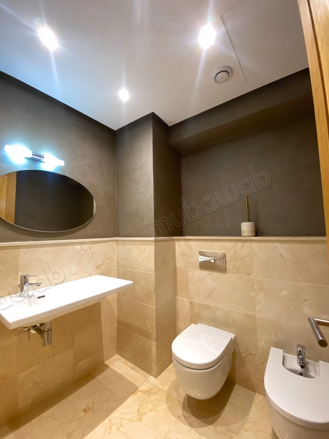 Rent this apartment in Souissi. Total area 125 m². With elevator and green space