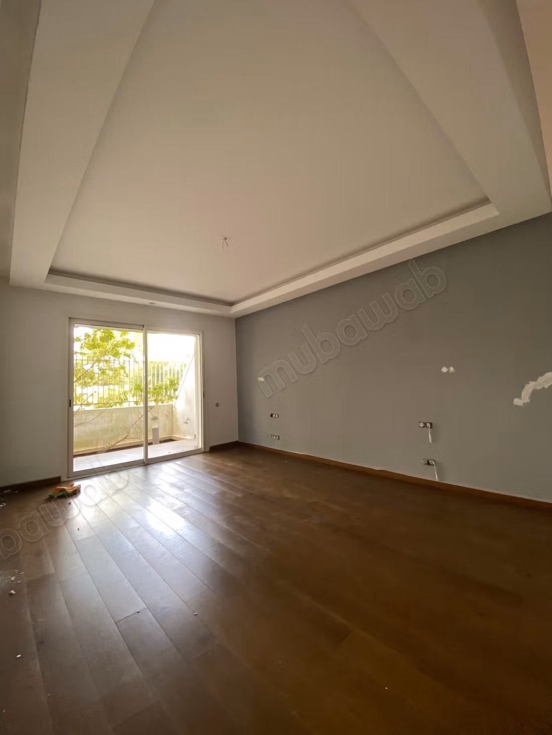 Rent this apartment in Souissi. Total area 125 m². With elevator and green space