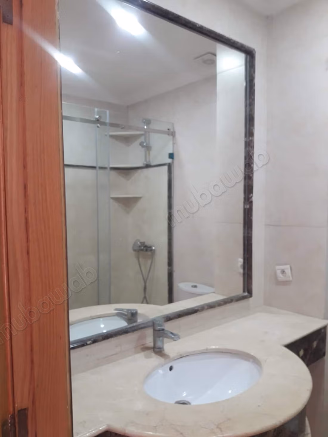 For rent apartment 3 empty bedrooms golden triangle